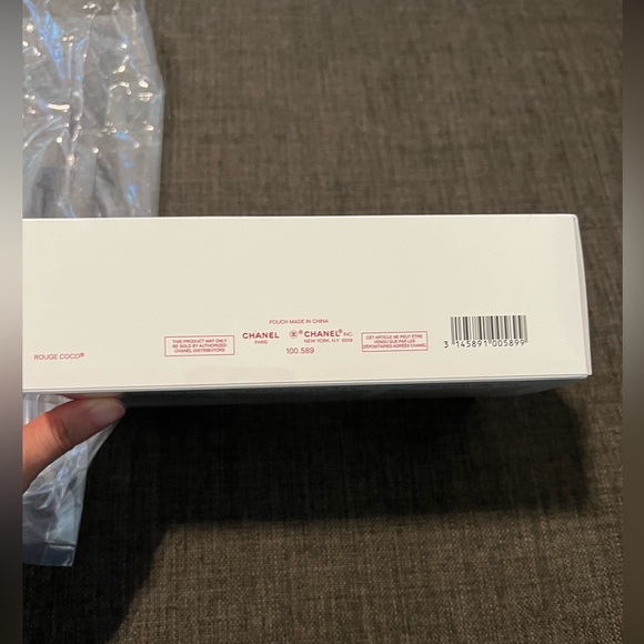 SOLD: Chanel Holiday Lipgloss Trio Sheer Genius NWT. - Picture 7 of 15